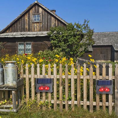 Solar Ultrasonic Animal Repeller Cat Repellent Outdoor with LED Flashing Light Deer Dog Squirrel Skunk Cat Repellent Devices